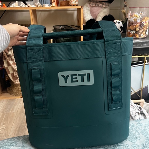 Yeti Handbags - Yeti Camino 20
